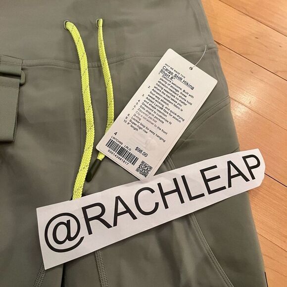 Lululemon Cargo Super-High-Rise Hiking Short 8" size 4 - Picture 7 of 7
